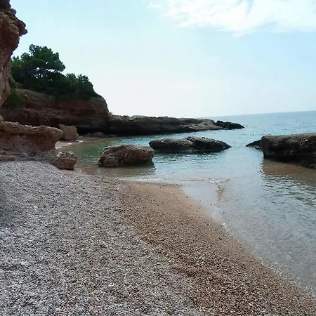 Tsira Otel